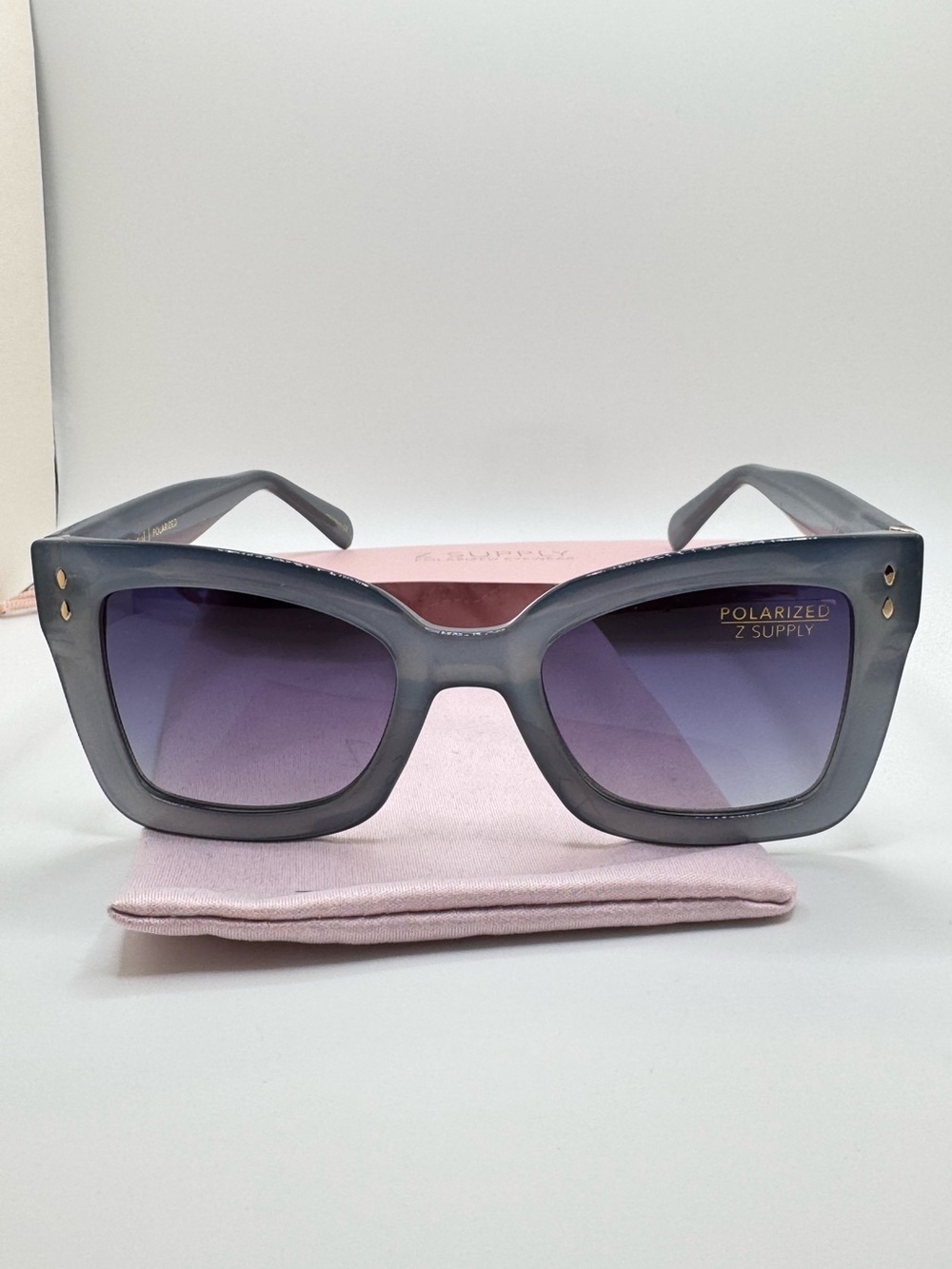 Z SUPPLY Women's Polarized Cat-Eye Sunglasses in Slate Gray NWT